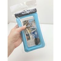 Αδιάβροχη θήκη κινητού με λουράκι που επιπλέει SCK γαλάζια έως 8&quot;